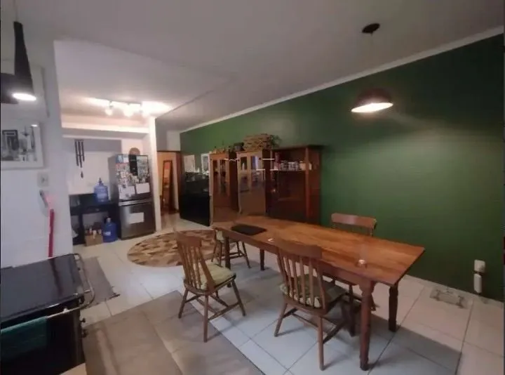 Imagem Apartamento Duplex com 3 dormitórios, churrasqueira, pátio no bairro Bom Fim!