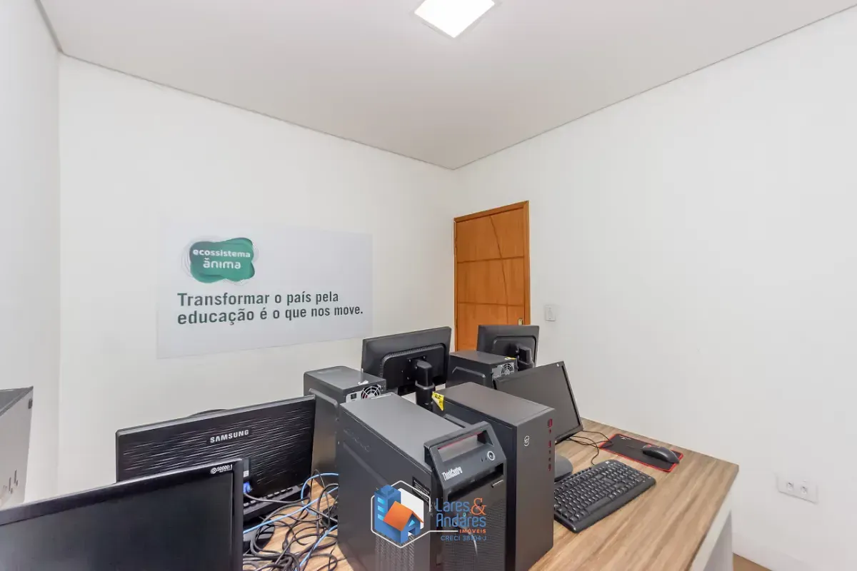 Imagem Casa comercial para venda em Itaquera, 100m²
