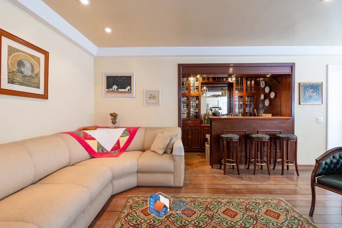 Imagem Apartamento para venda em Pinheiros com 4 quartos, sendo 2 suítes, 224m²