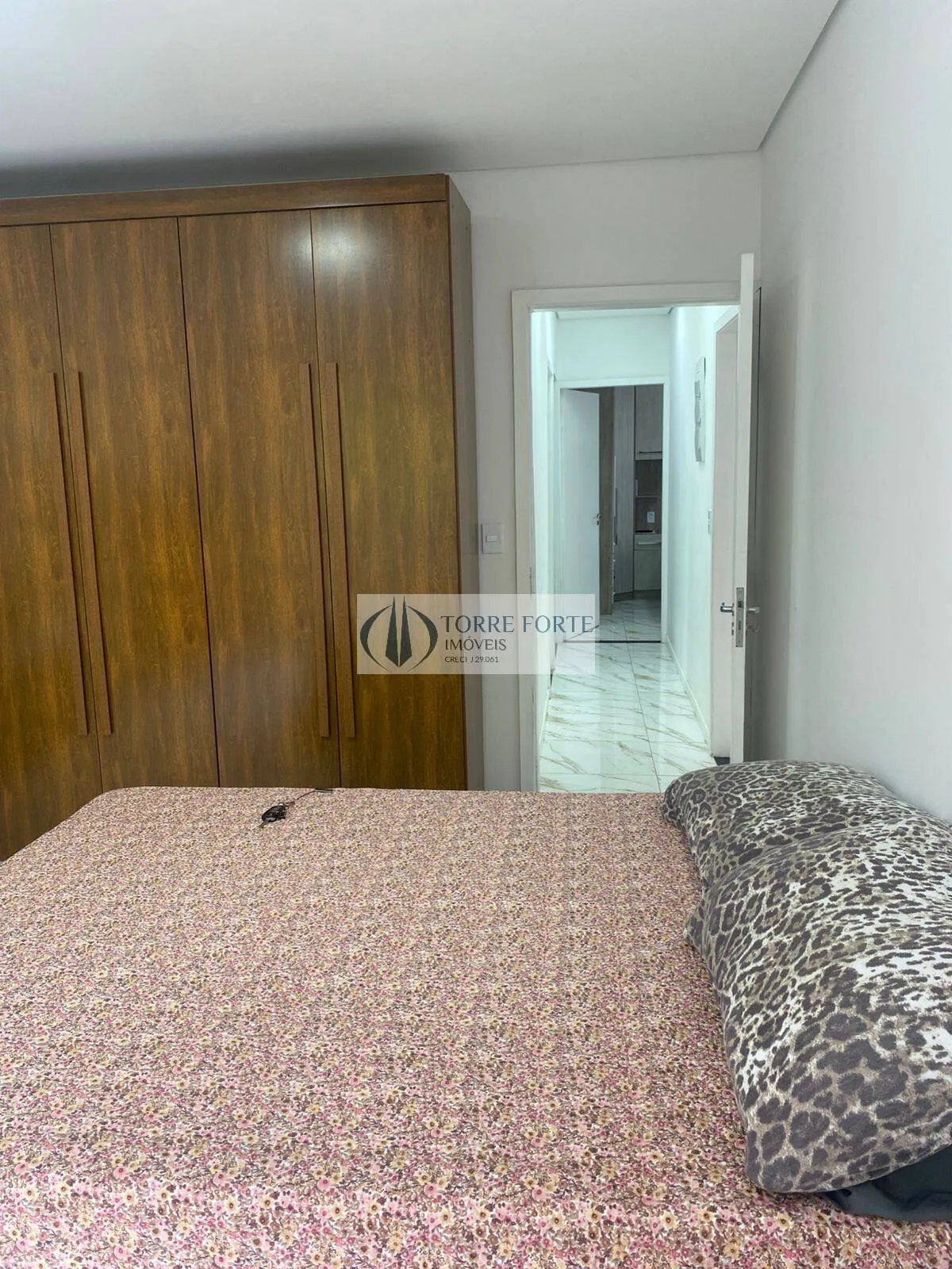 Imagem Casa de condominio Aruja V com 4 suites 3 vagas no Jardim Fazenda Rincão