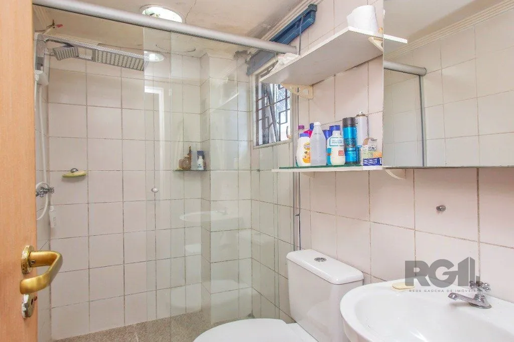 Imagem Casa em condomínio de 177m², 3 dormitórios, 1 vaga no bairro Ipanema