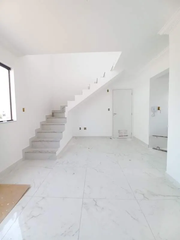 Imagem Cobertura duplex à venda, 3 quartos, 1 suíte, 2 vagas, Rio Branco - Belo Horizonte/MG