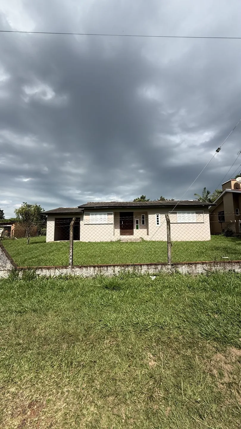 Imagem Casa à venda em Torres, São Braz, com 2 quartos, 100m2