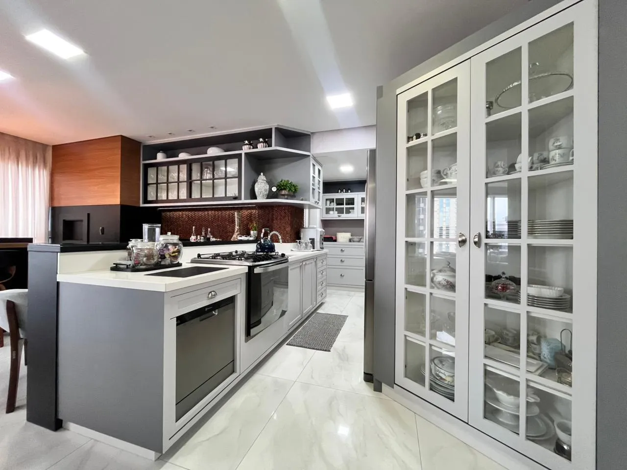 Imagem Apartamento com vista para o mar à venda com 197.9m2 por R$ 5.200.000,00