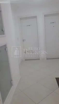 Imagem Cobertura 3 dormitórios sendo 1 suíte e 2 vagas de garagem