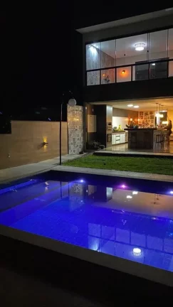 Imagem CASA COM 4 QUARTOS E 4 SUÍTES A VENDA NA PRAIA