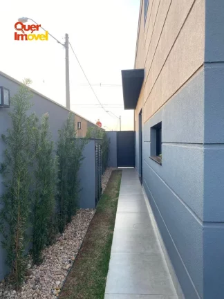 Imagem Casa em Condomínio à Venda em Ribeirão Preto-SP - 3 Quartos, 3 Suítes, 2 Salas, 4 Banheiros e 4 Vagas de Garagem
