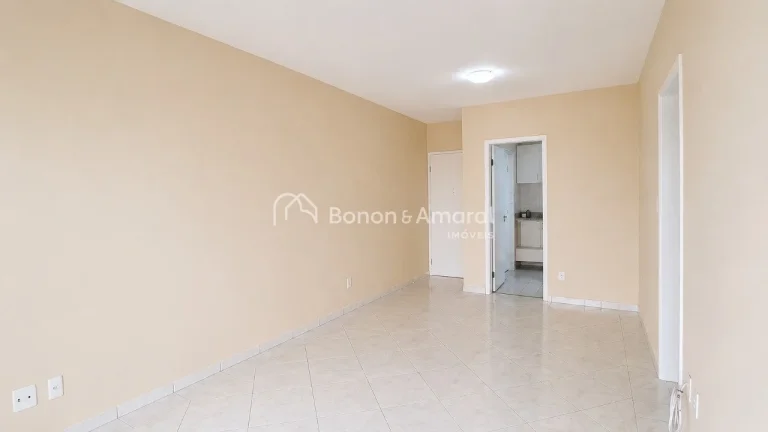 Imagem Apartamento espaçoso à venda em excelente localização. São 2 dormitórios com armários planeja...