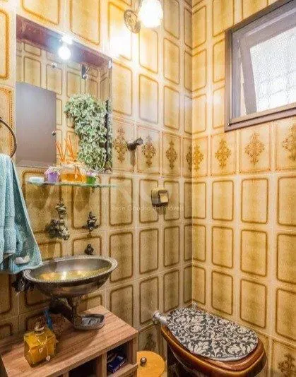 Imagem Casa para Venda - 294.4m², 4 dormitórios, sendo 2 suites, 2 vagas - Nonoai