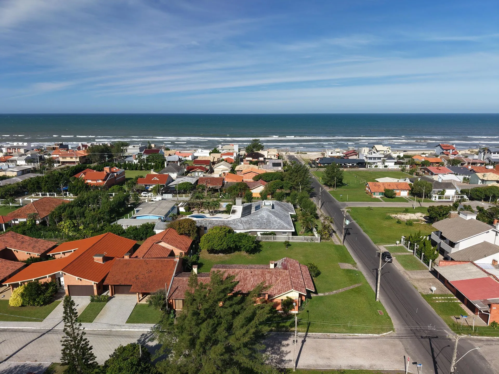 Imagem Casa à venda em Xangri-lá, Centro, com 4 quartos, 900m2