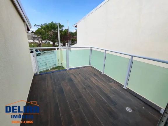 Imagem Casa com uma ótima localização em associação com garagem para 6 carros