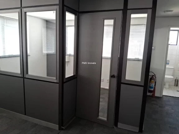 Imagem Sala Comercial de Alto Padrão no Brooklin Paulista, São Paulo-SP - 3 salas, 2 vagas, 70m² de área
