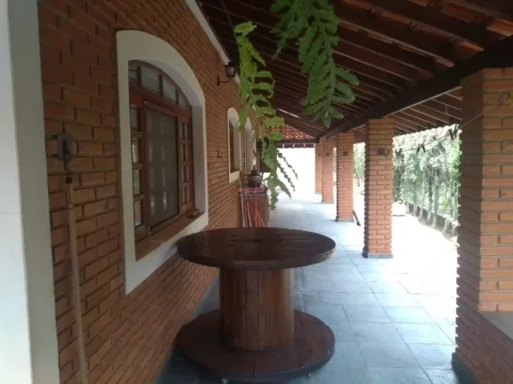 Imagem Lindíssima Chácara em condomínio fechado com toda infraestrutura