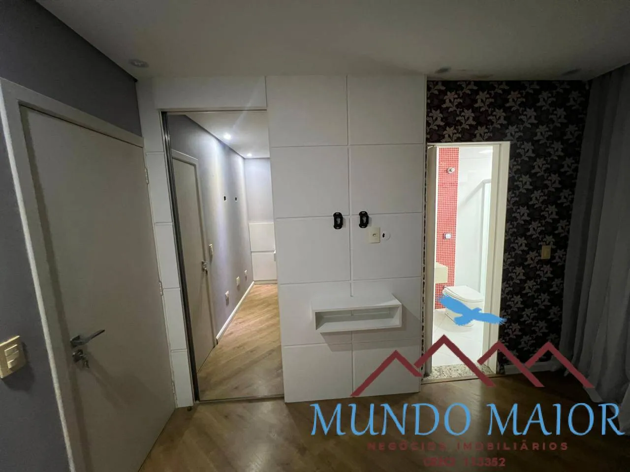 Imagem Sobrado Luxo à Venda: Jardim Las Vegas, Santo André/SP - 3 Qts + Quintal!