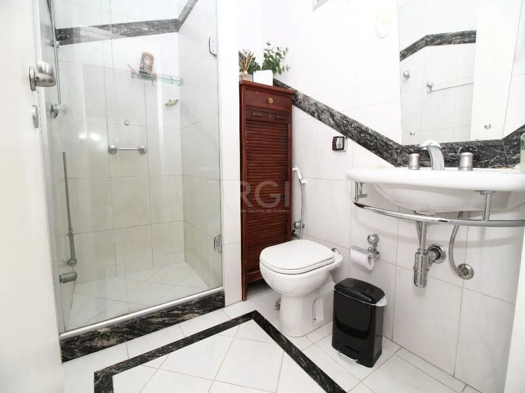 Imagem Apartamento para Comprar 113 m² por R$ 915.000,00 - Petrópolis - Porto Alegre/RS