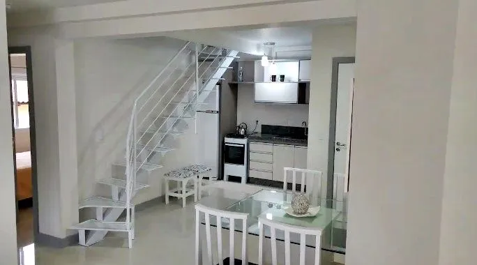 Imagem Cobertura Duplex à venda l 3 quartos, 1 suíte l140m² l Cachoeira do Bom Jesus - Florianópolis/SC