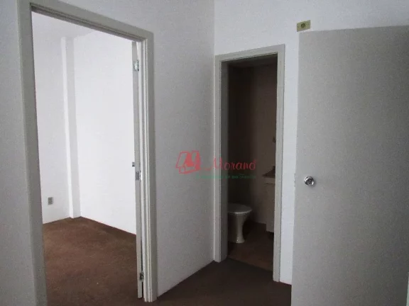 Imagem Excelente Sala Comercial no Bairro Petrópolis