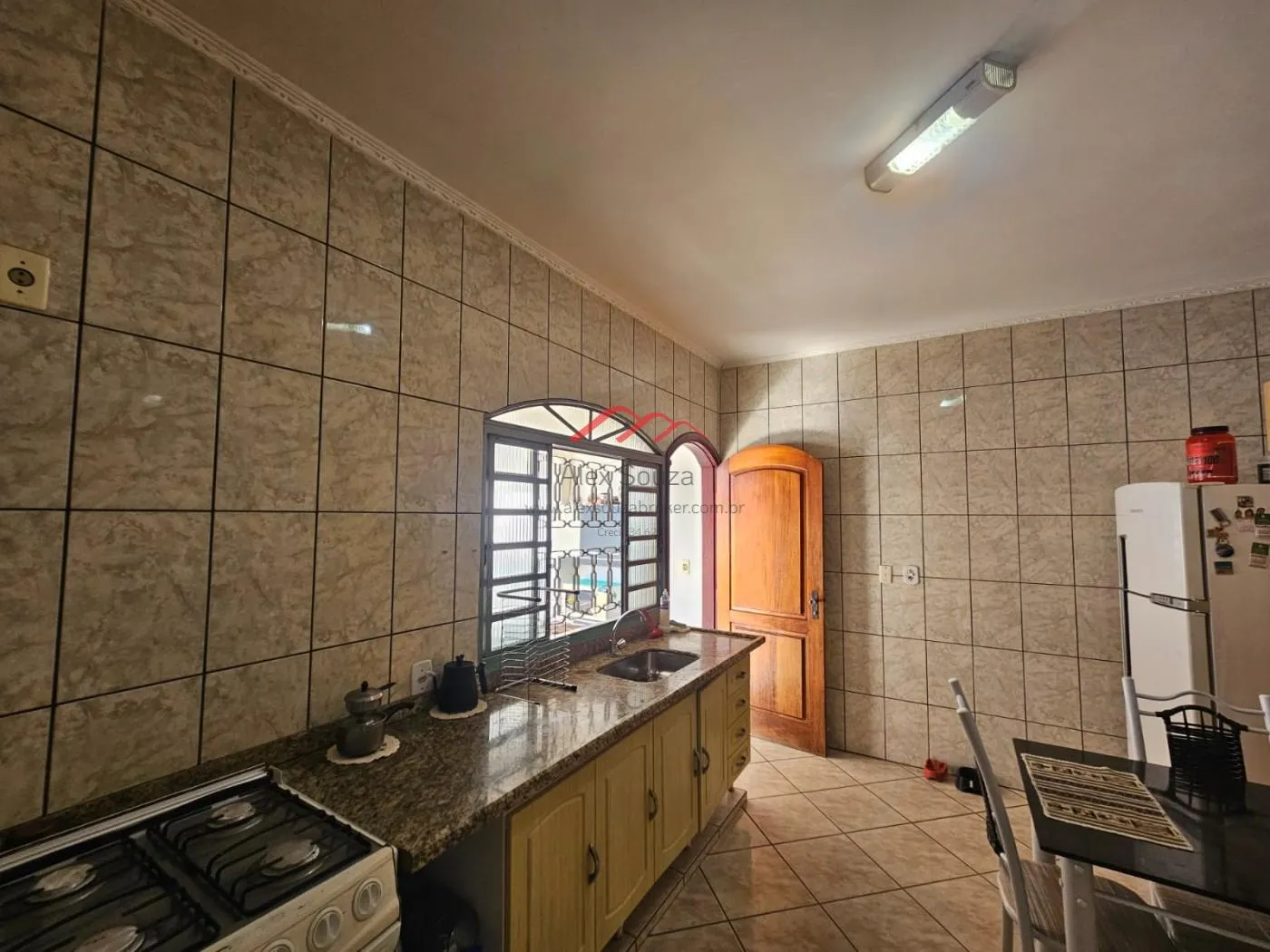 Imagem Casa para Venda em Sumaré, Jardim Maria Antonia (Nova Veneza), 3 dormitórios, 3 banheiros, 4 vagas