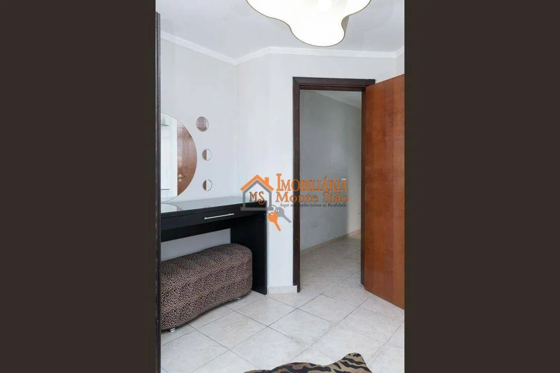 Imagem Sobrado com 4 dormitórios à venda, 300 m² por R$ 990.000,00 - Parque Continental II - Guarulhos/SP