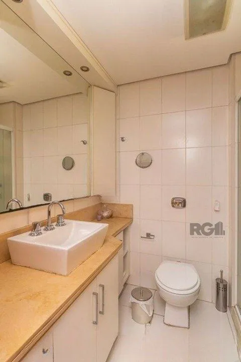 Imagem Cobertura com 2 quartos e 128m² à venda em Mont Serrat, Porto Alegre.