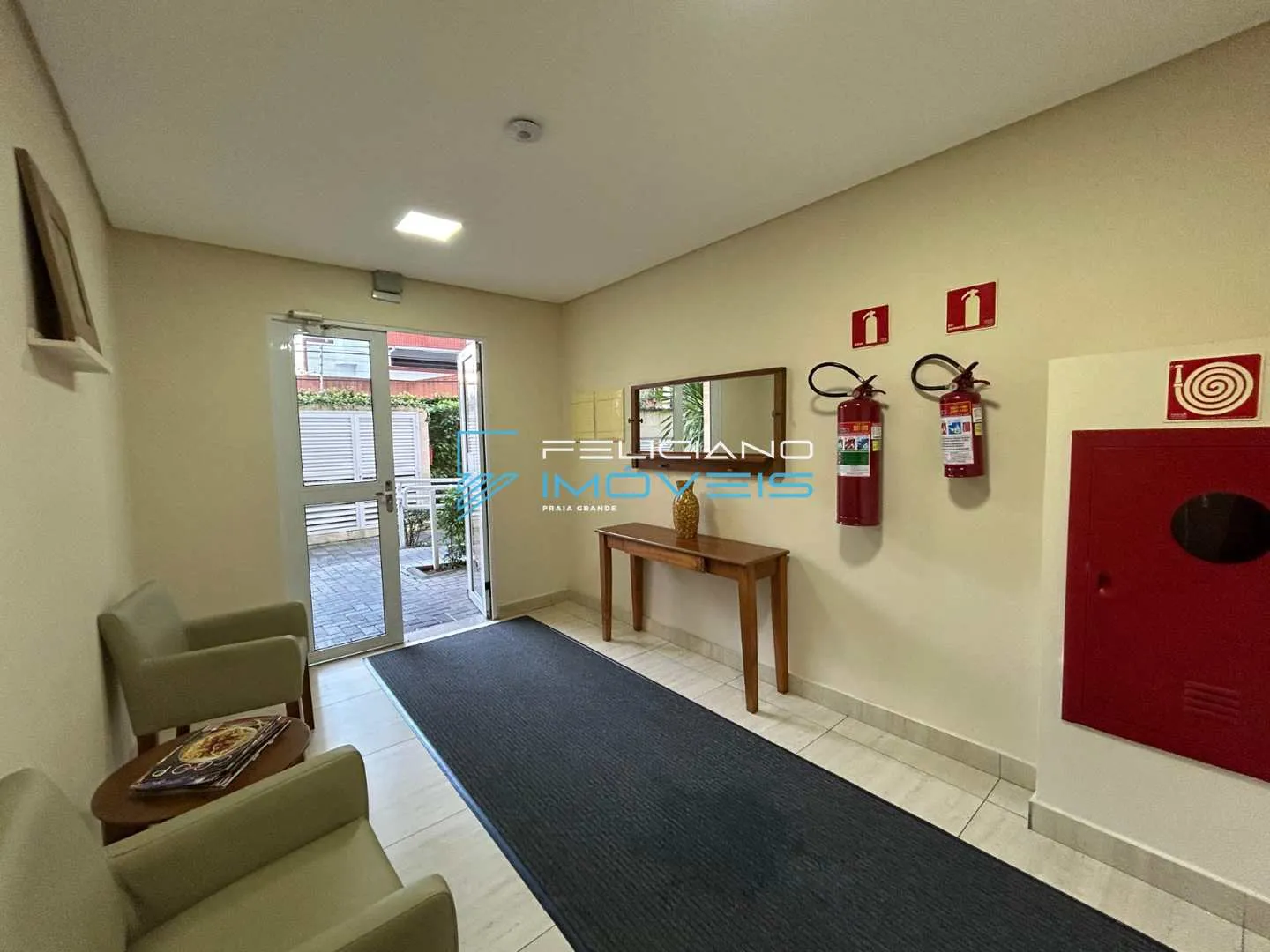 Imagem Apartamento com 2 quartos, Ocian, Praia Grande - R$ 320 mil, Cod: 7340