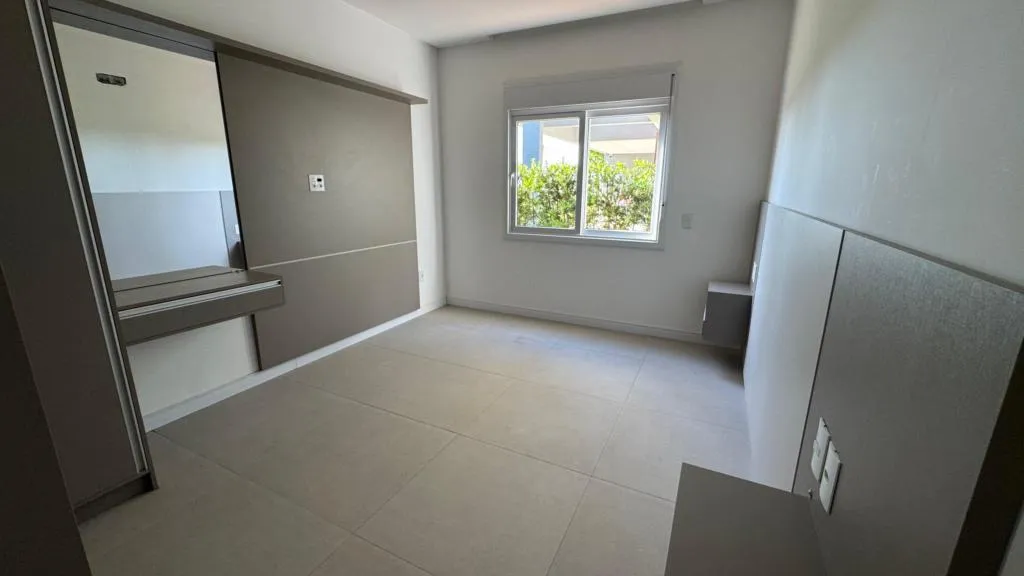Imagem Casa em Condominio 4 Dormitórios - Bairro Capão Ilhas
