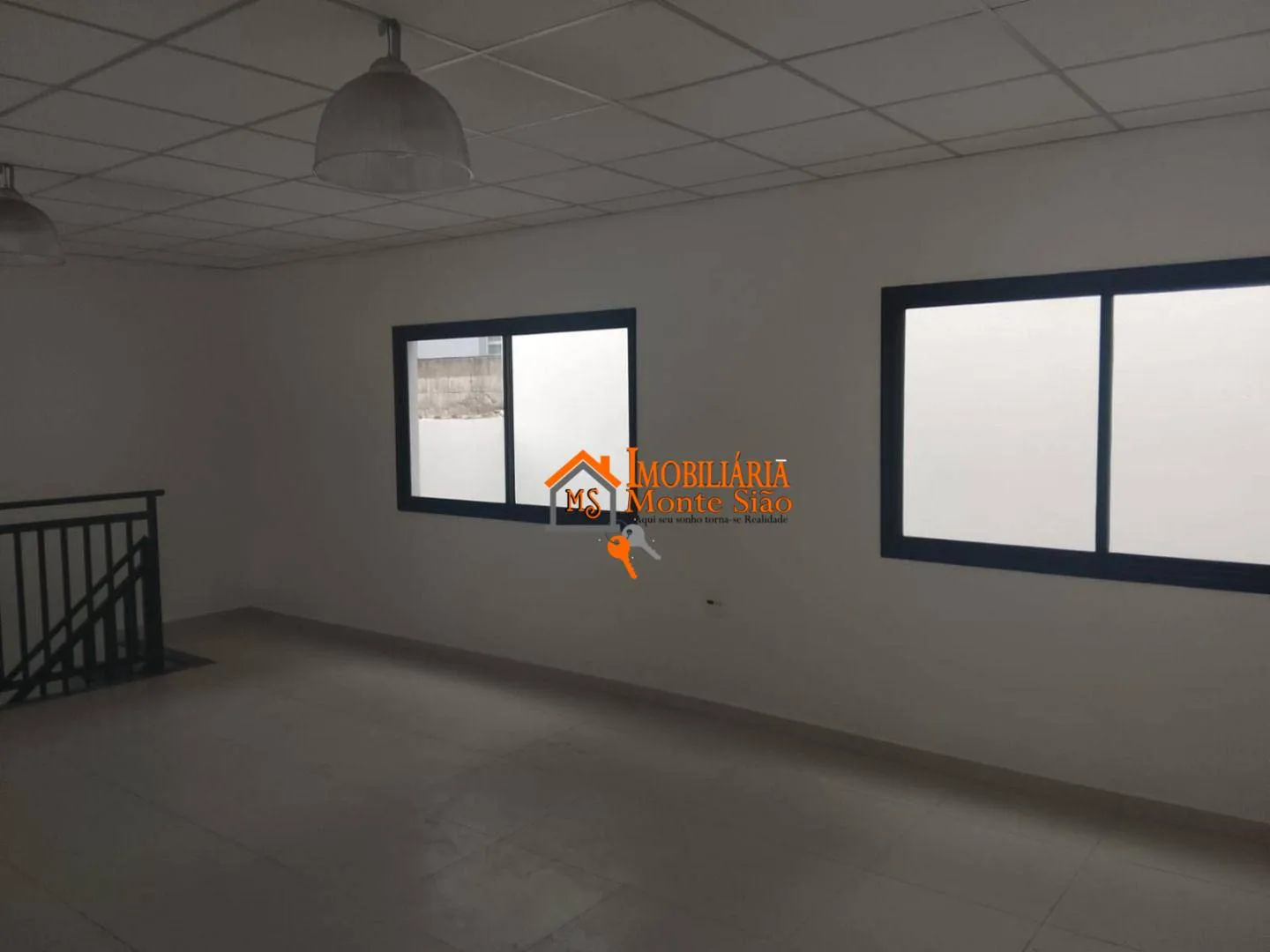 Imagem Salão para alugar, 210 m² por R$ 8.000,00/mês - Jardim Presidente Dutra - Guarulhos/SP