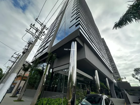 Imagem Conjunto Comercial de Alto Padrão em Moema, São Paulo-SP: 168m², 4 Vagas de Garagem - Venda ou Locação!