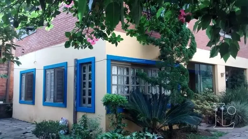 Imagem Casa para Venda - 250m², 3 dormitórios, Santa Tereza