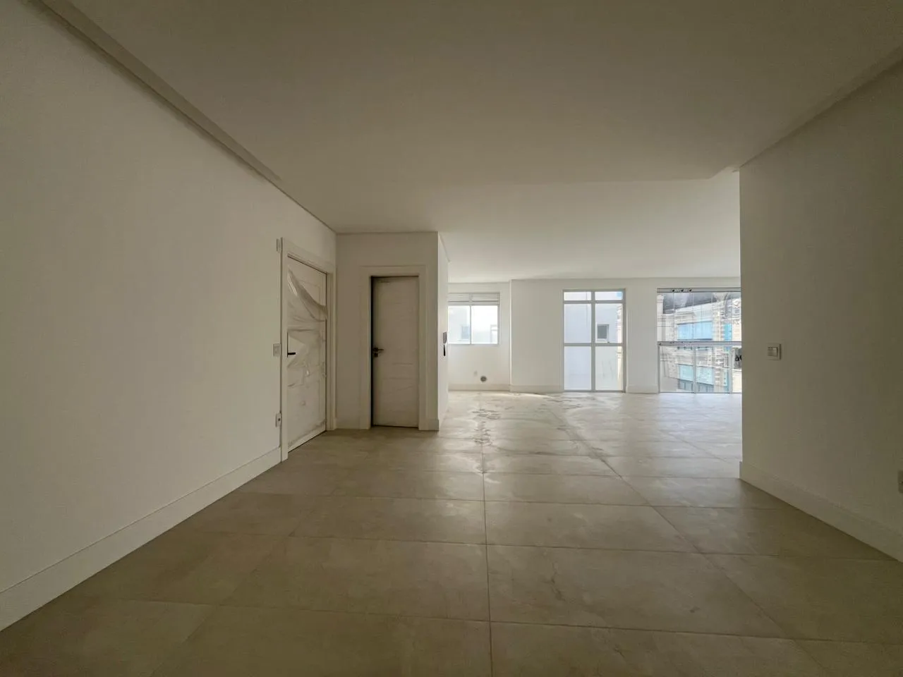 Imagem Apartamento à venda com 131.77m2 por R$ 2.600.000,00