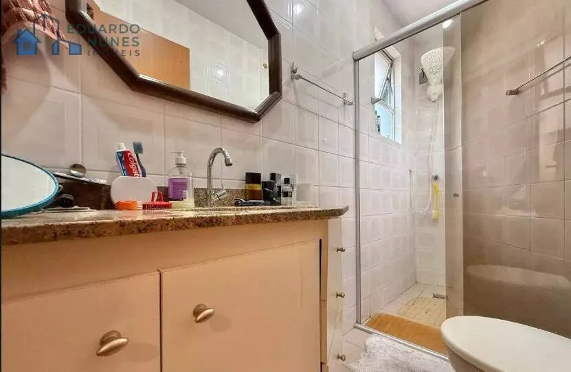 Imagem Apartamento com 3 Quartos, Suíte e 2 Vagas cabem 4 carros. Santo Antônio!!!