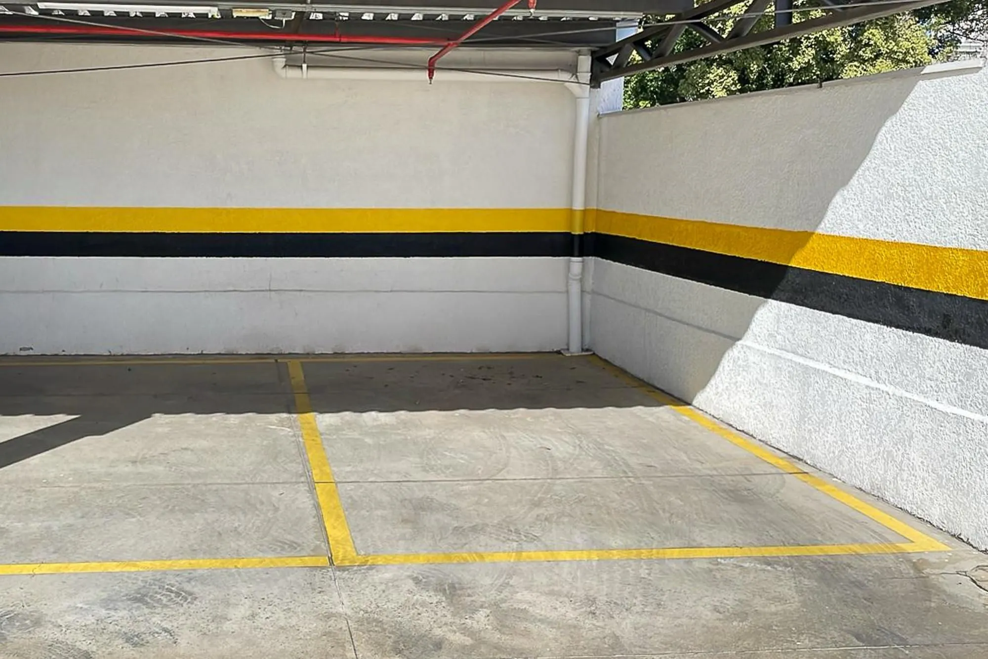 Imagem Conjunto/Sala para Venda - 118.74m², 0 dormitórios, São João