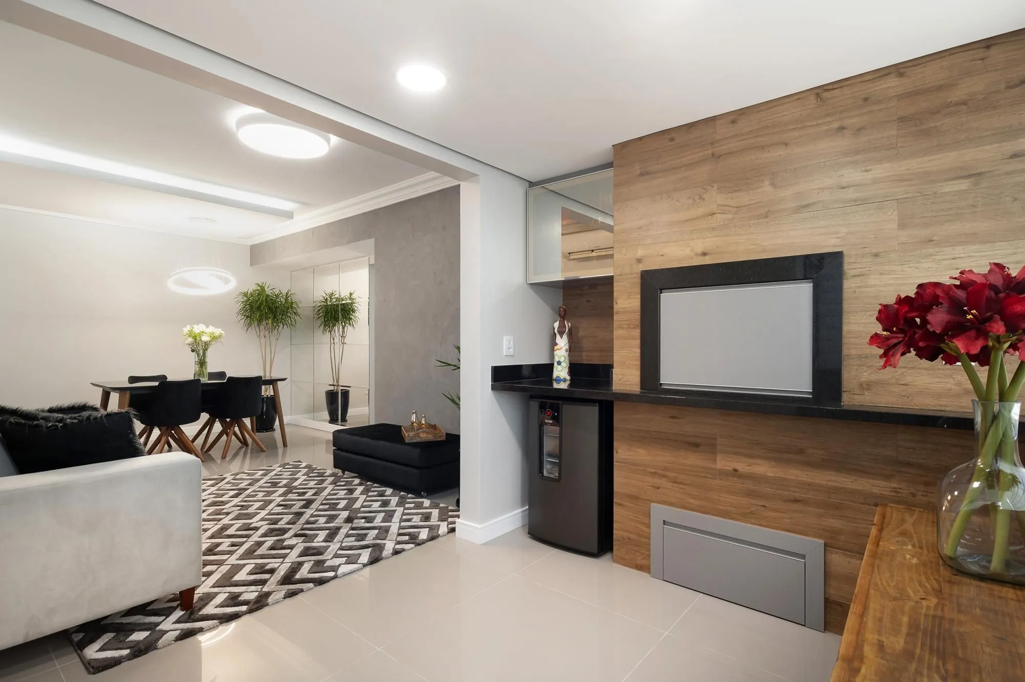 Imagem LINDO APARTAMENTO, PRONTO PARA MORAR.