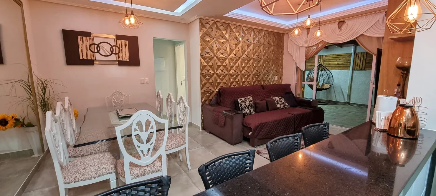 Imagem Casa Térrea Moderna e Funcional em Condomínio Fechado Próximo ao Centro com Jacuzzi, Churrasqueira e Mais