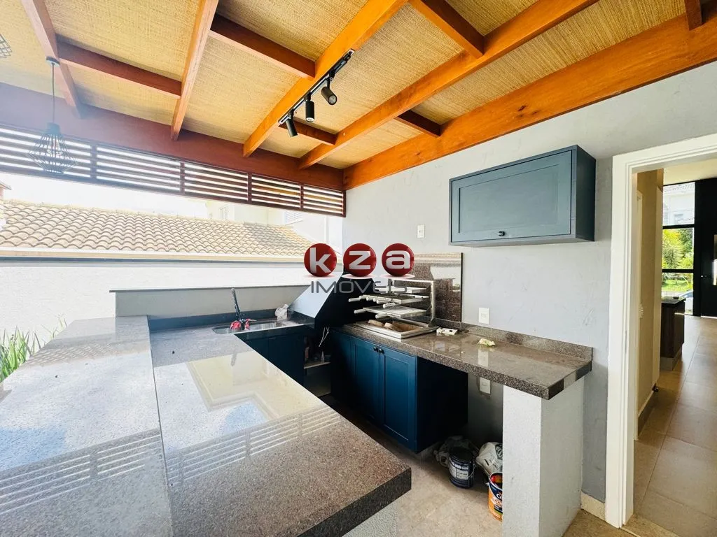 Imagem Casa de luxo a venda no Condomínio Portal do Jequitibá em Valinhos-SP: 3 quartos, 3 suítes, 2 salas, 4 banheiros, 2 vagas, 157m².