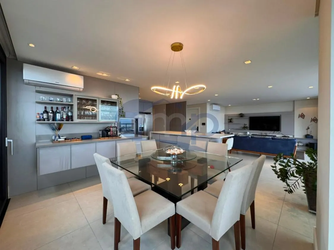 Imagem Apartamento a venda com 4 suites na Praia Grande em Torres/RS