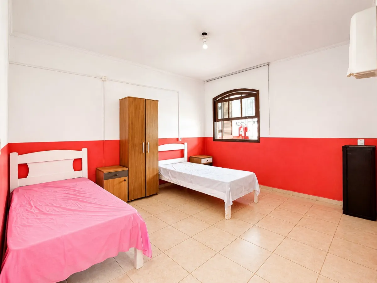Imagem Casa comercial para venda em Suíssa, 470m2