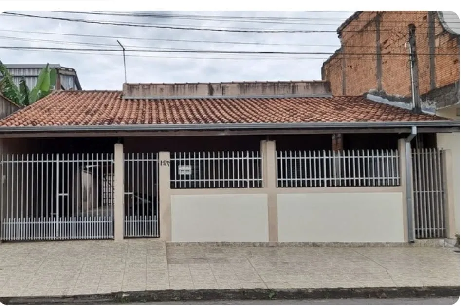 Foto do imóvel Casa à venda 5 Quartos, 1 Suite, 6 Vagas, 300M², Cidade Nova, Pindamonhangaba - SP