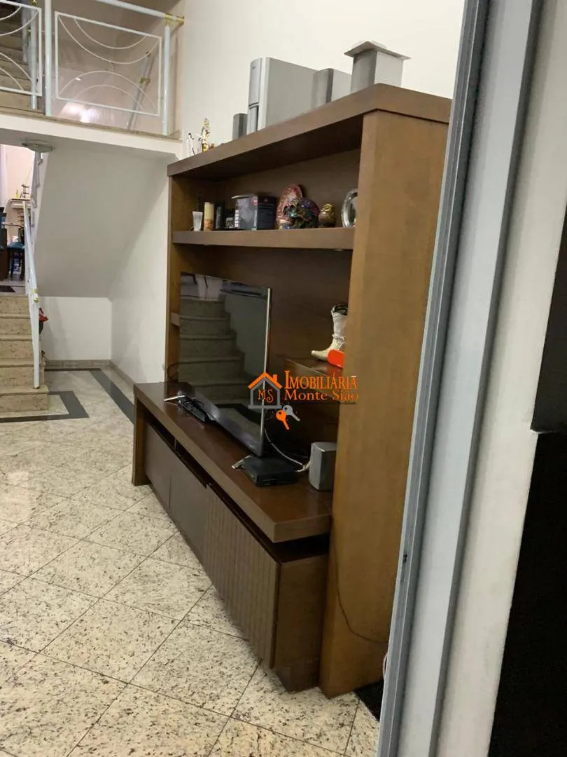 Imagem Sobrado com 4 dormitórios à venda por R$ 2.200.000,00 - Parque Renato Maia - Guarulhos/SP