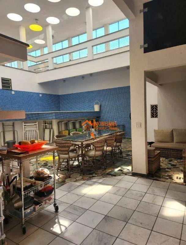 Imagem Sobrado com 3 dormitórios à venda, 300 m² por R$ 1.696.000 - Jardim Vila Galvão - Guarulhos/SP