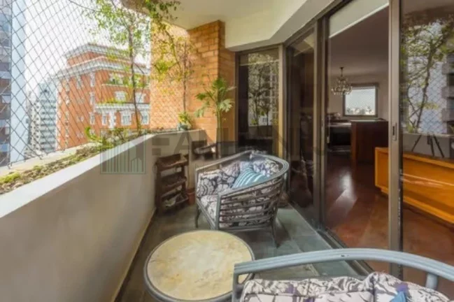 Imagem Apartamento à venda em São Paulo-SP, no Itaim Bibi: 2 quartos, 1 suíte, 3 salas, 3 banheiros, 1 vaga de garagem, 107m².