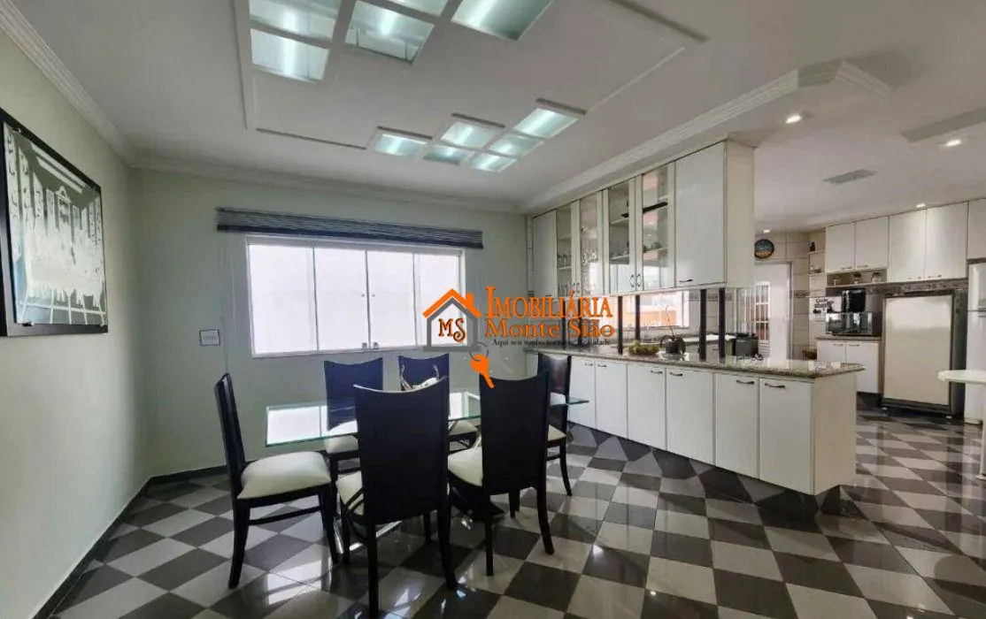 Imagem Casa com 3 dormitórios à venda, 350 m² por R$ 1.550.000 - Vila Bremen - Guarulhos/SP