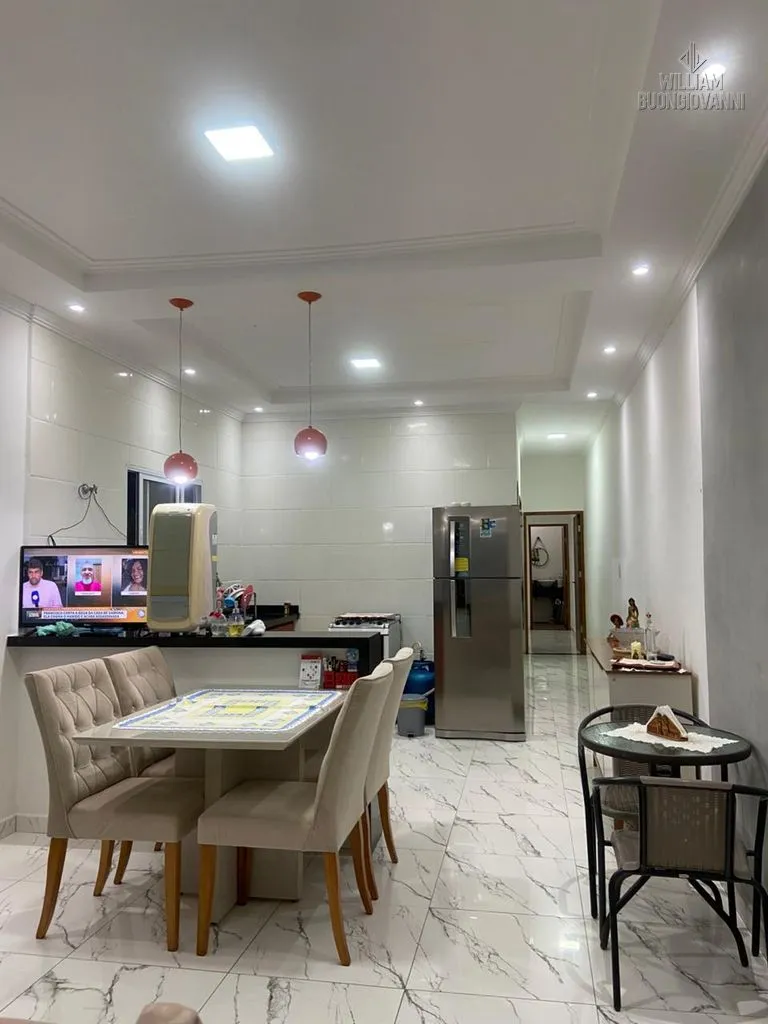 Imagem Casa térrea 2 dormitórios com piscina em Mongaguá