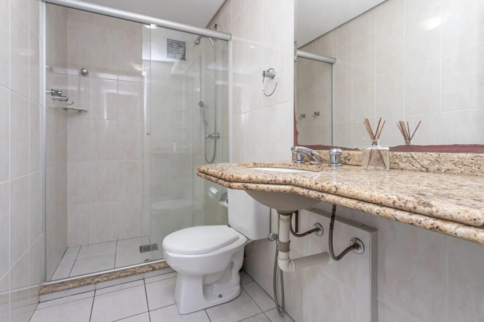 Imagem Apartamento 3 dorms à venda Rua Veríssimo Rosa, Jardim Botânico - Porto Alegre