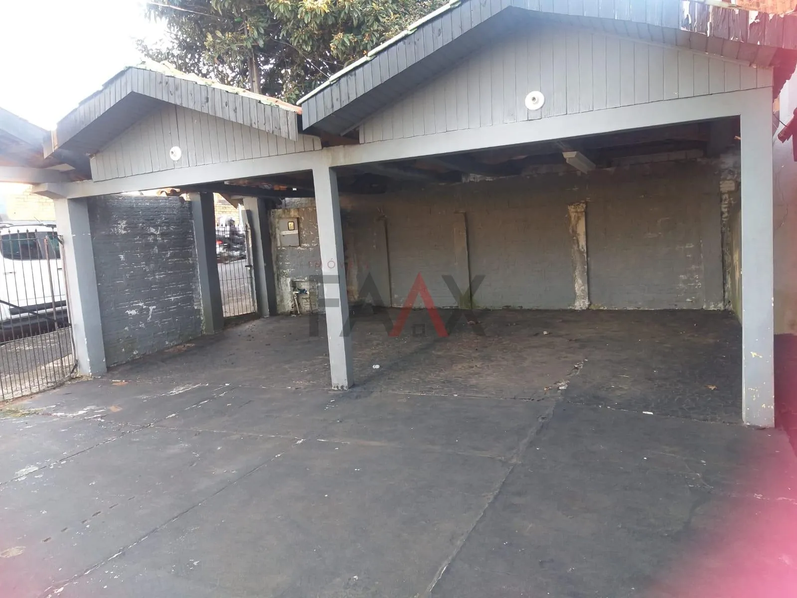 Imagem Sala comercial ao Lado do GRESGA em frente a Av. Manoel Ribas em GUARAPUAVA