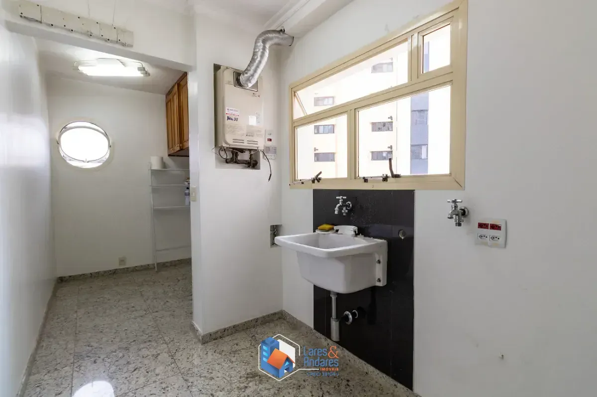 Imagem Apartamento para venda em Moema com 3 quartos, sendo 3 suítes, 150m²