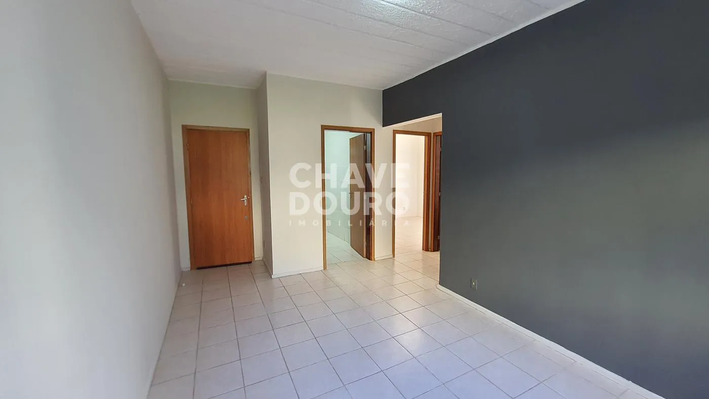 Imagem Apartamento térreo de 2 quartos com 1 vaga para aluguel em Araras Teresópolis