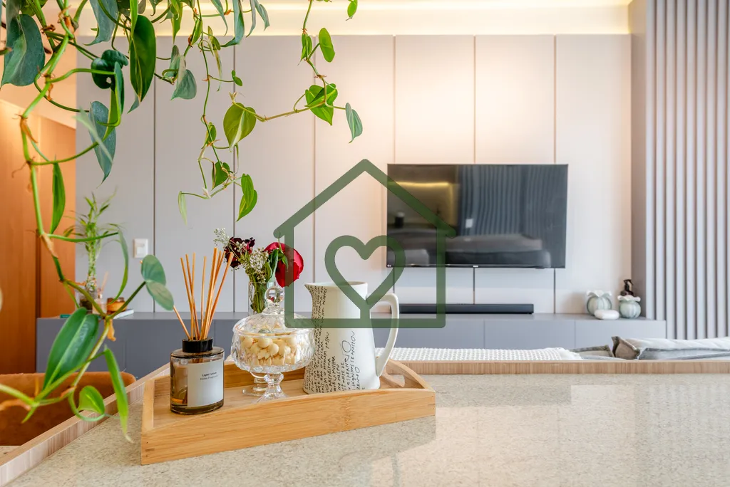 Imagem Lindo apartamento mobiliado de 70m² no bairro Boa Vista, Porto Alegre. Com 2 suítes e 2 vagas de g...