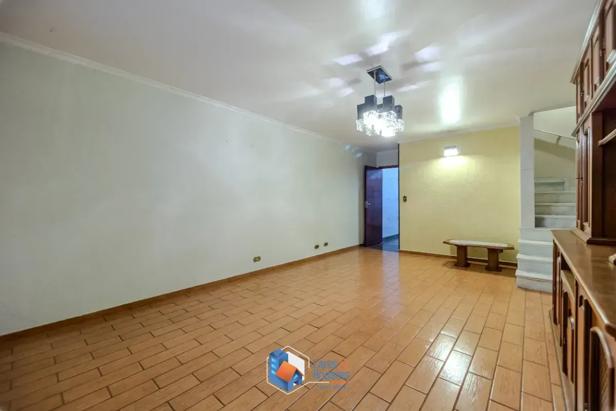 Imagem Sobrado para venda em Bosque da Saúde com 2 quartos, 183m²