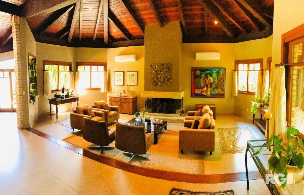 Imagem Casa de Condomínio em Cavalhada